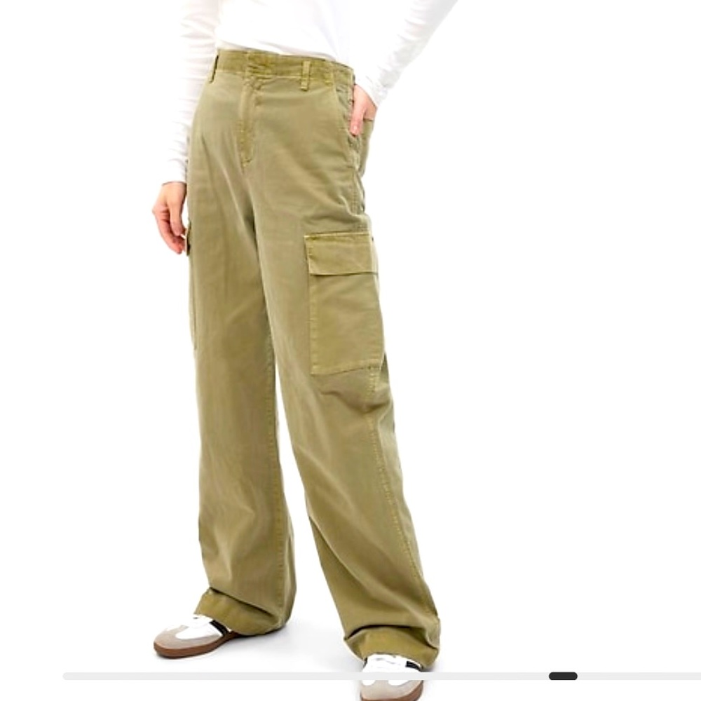90’s style cargo pants